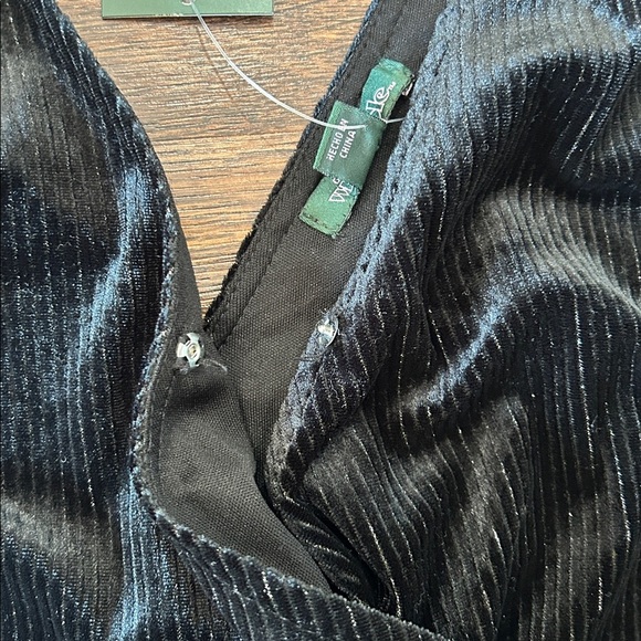 NWT Wild Fable Black Velvet Long Sleeve Romper | Velvet Romper | Velvet - Picture 5 of 8